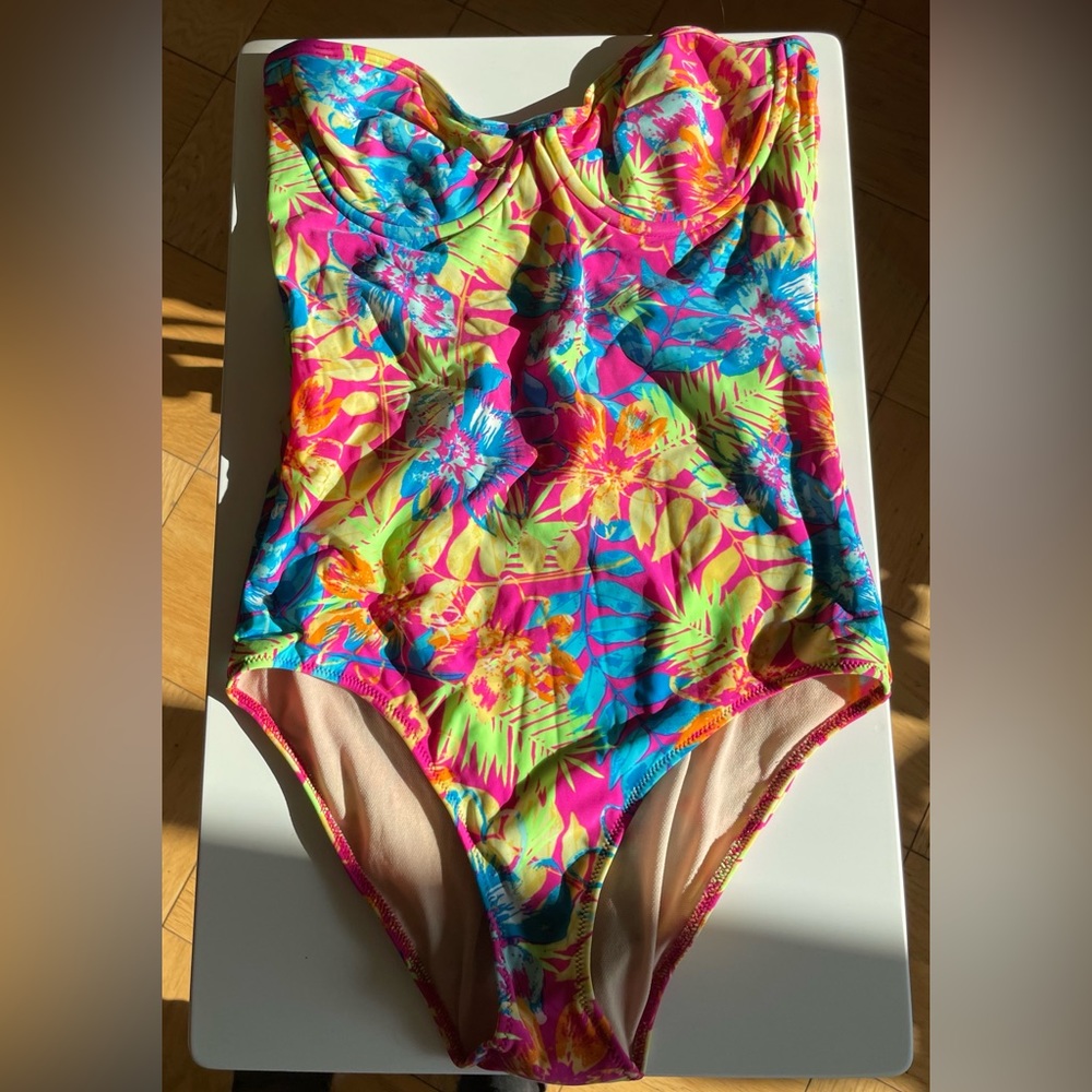 Bright Multicolor Floral One Piece Bathing Suit x dELiA*s, Size Medium